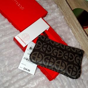 Womens coin purse/wristlet